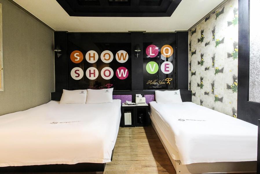 Show Hotel Haeundae Pusan Zewnętrze zdjęcie