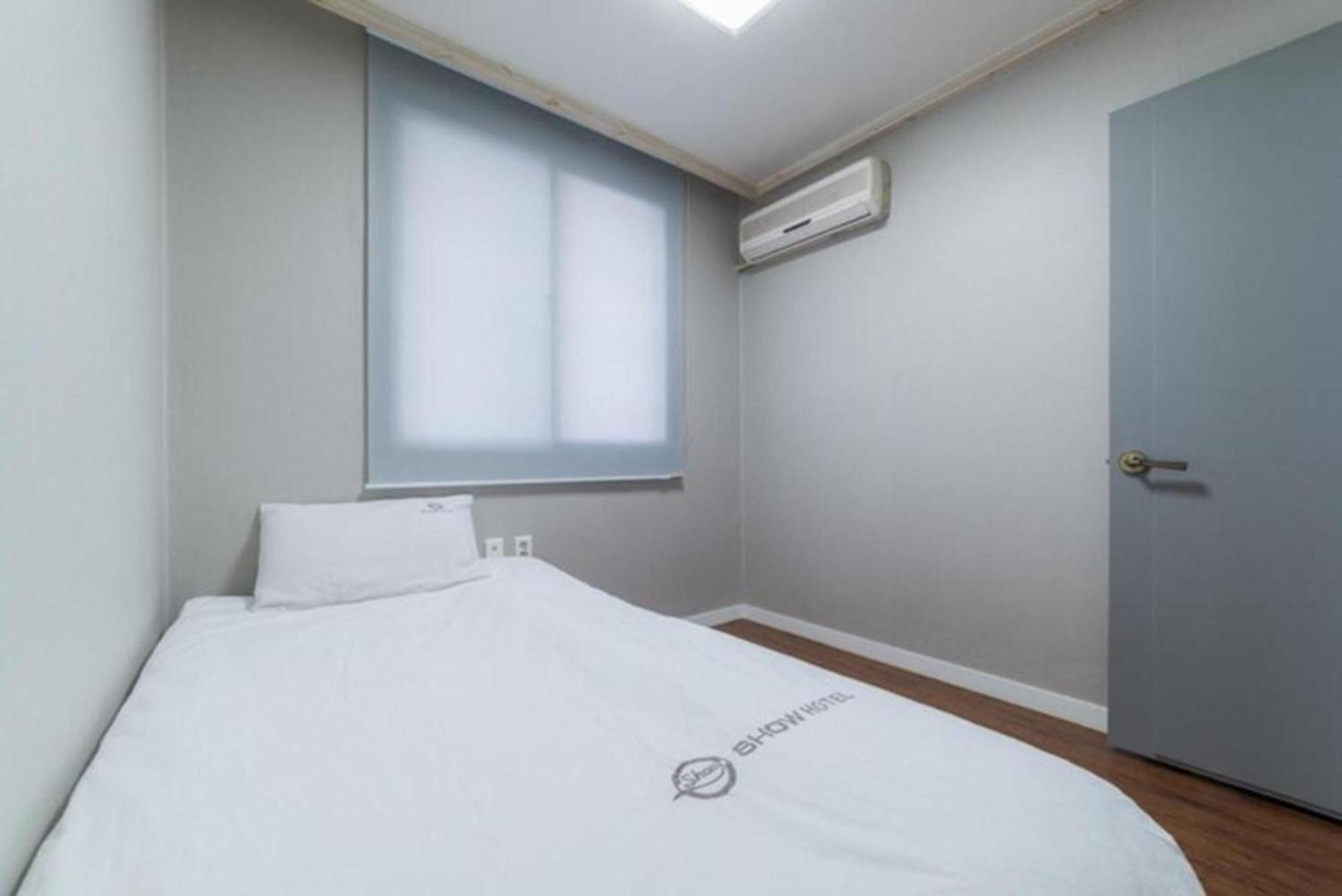 Show Hotel Haeundae Pusan Zewnętrze zdjęcie