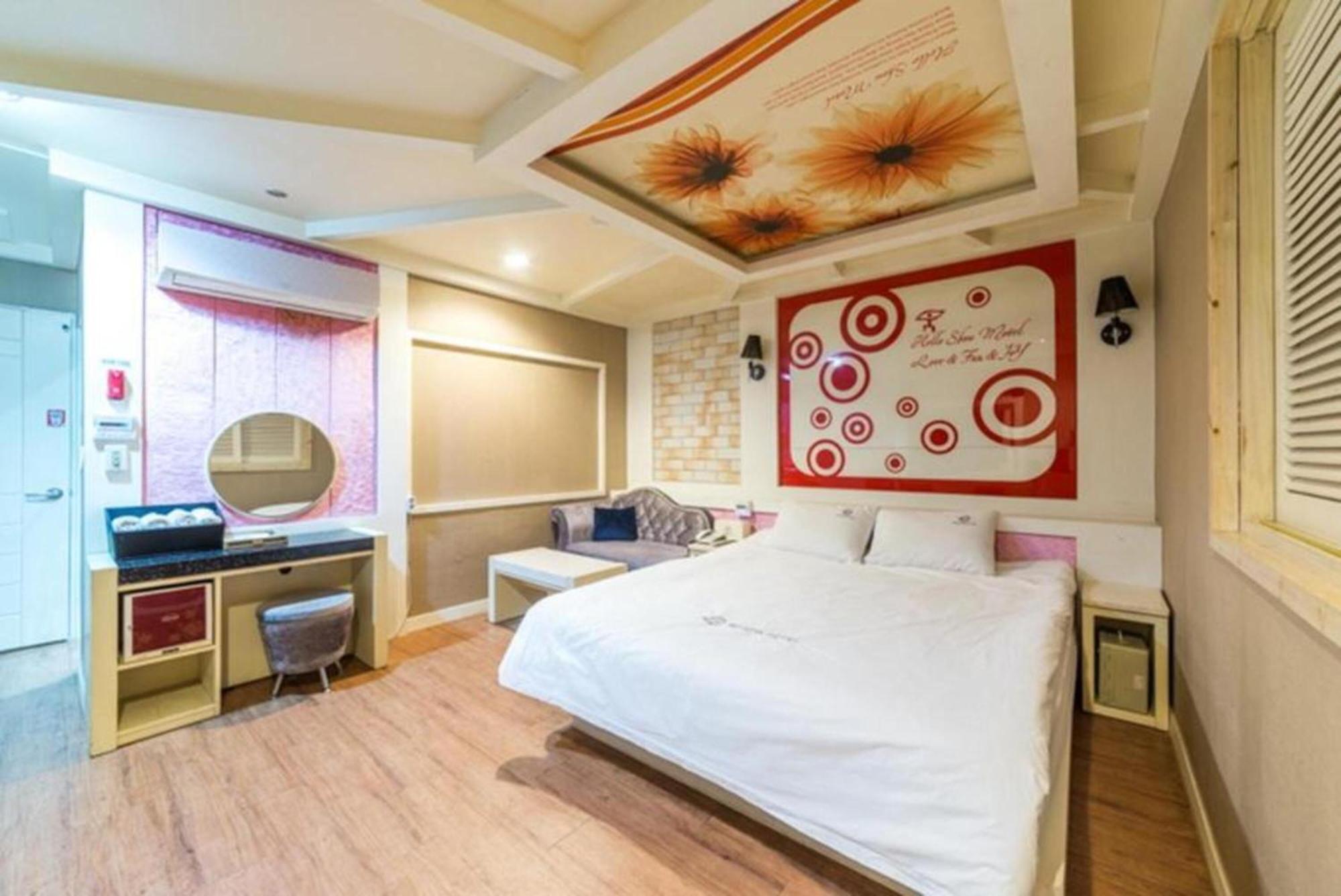 Show Hotel Haeundae Pusan Zewnętrze zdjęcie