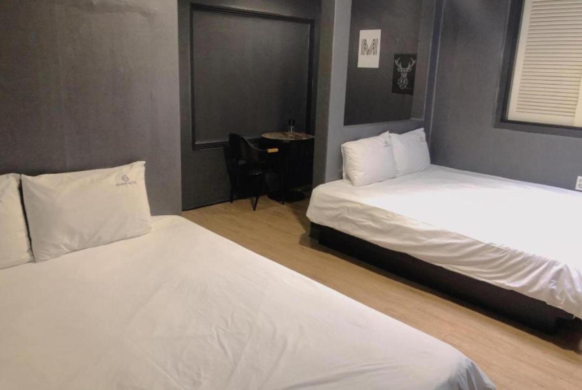 Show Hotel Haeundae Pusan Zewnętrze zdjęcie